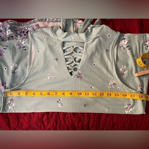 No boundaries floral dress 👗 - Picture 7 of 9